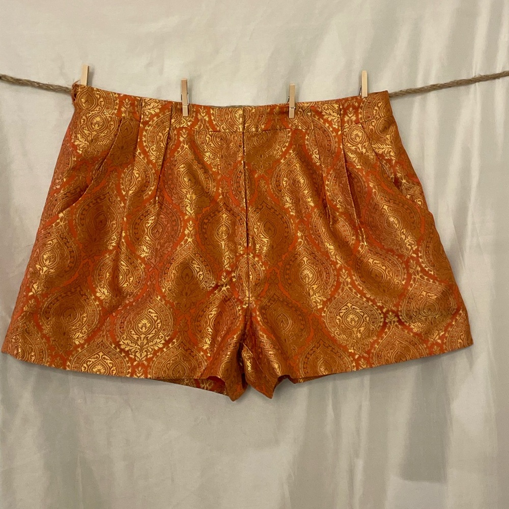Elizabeth and James Vibrant Orange with Gold Accents